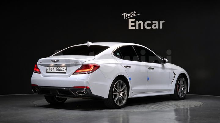 Genesis G70 2018 — 2