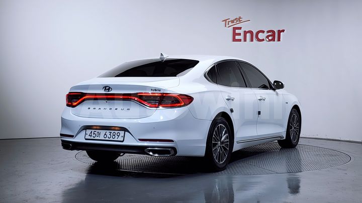 Hyundai Grandeur 2018 — 2
