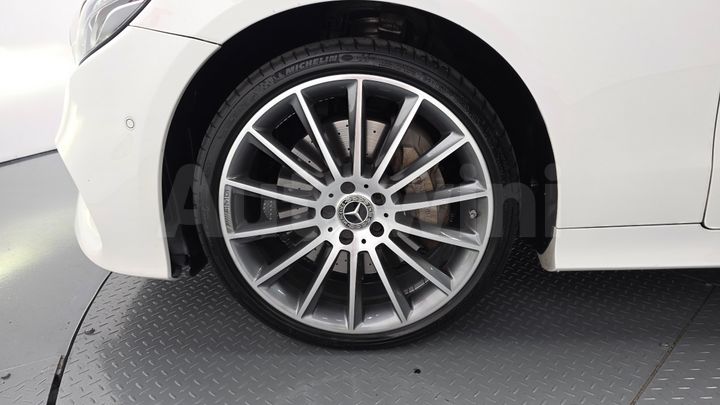 Mercedes-Benz E Class 2020 — 5