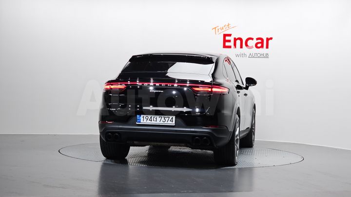Porsche Cayenne 2023 — 4
