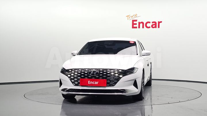 Hyundai Grandeur 2022 — 3