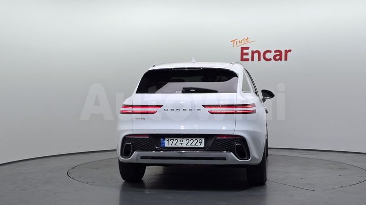 Genesis GV70 2021 — 4