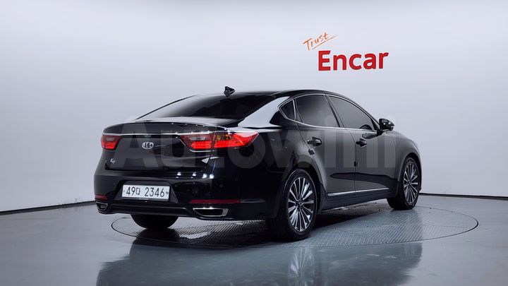 Kia K7 2017 — 2