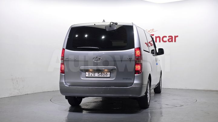 Hyundai Starex 2021 — 4