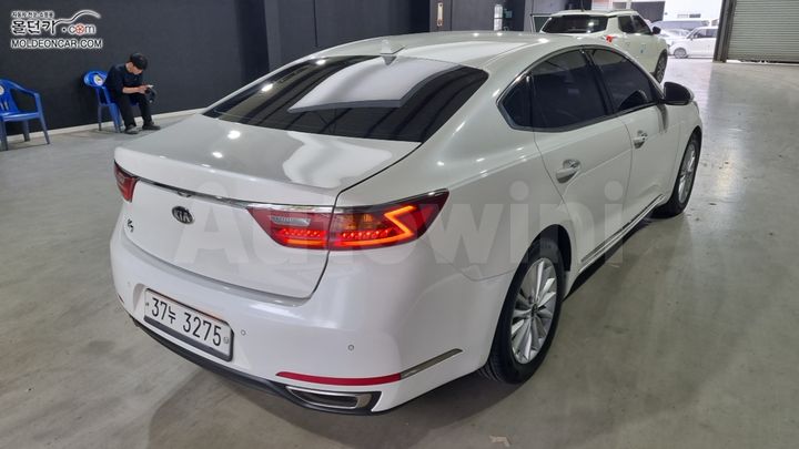 Kia K7 2019 — 2