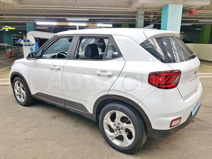 Hyundai Venue 2022 — 5