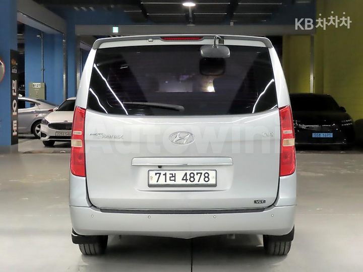 Hyundai Starex 2012 — 3