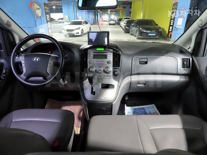 Hyundai Starex 2012 — 5