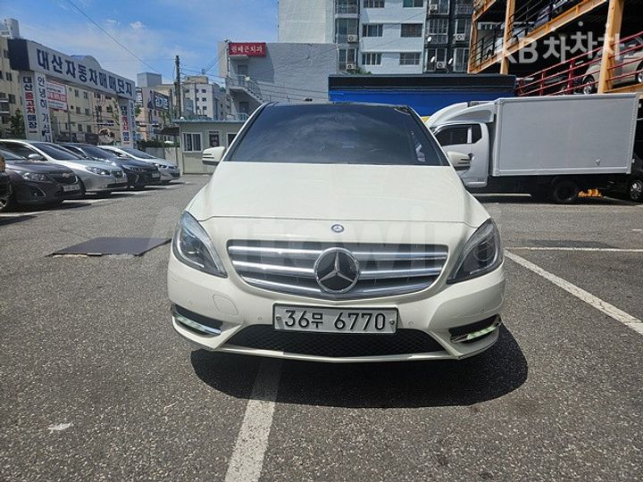 Mercedes Benz B Class