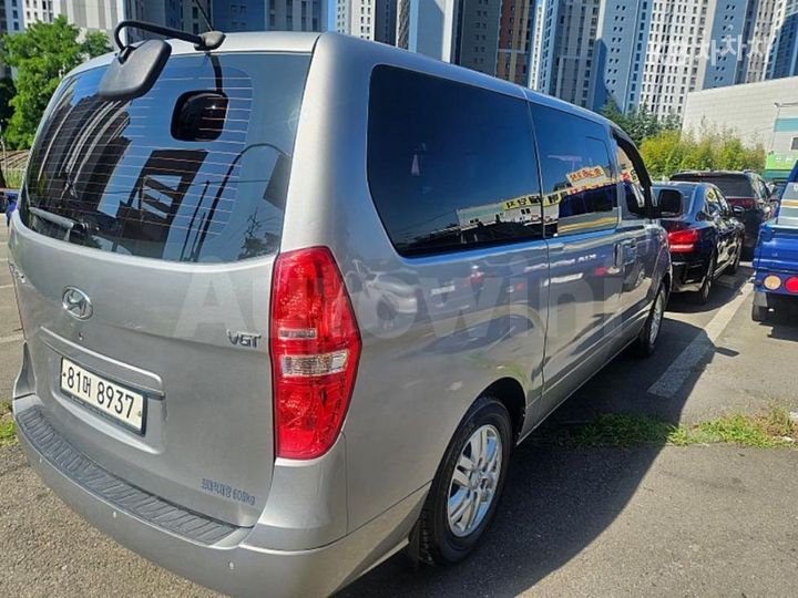 Hyundai Starex 2016 KMFWBX7KBGU795306 — 2