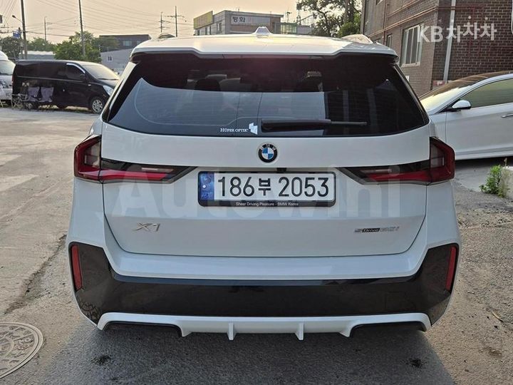BMW X1 2023 WBA41EE0XP5X31744 — 4