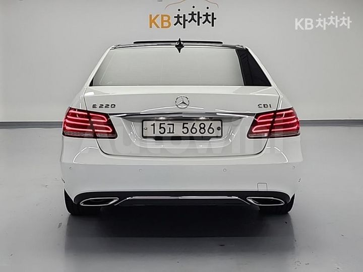Mercedes-Benz E Class 2014 WDDHF0CB4EA866144 — 3
