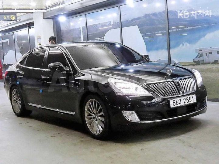 Hyundai Equus
