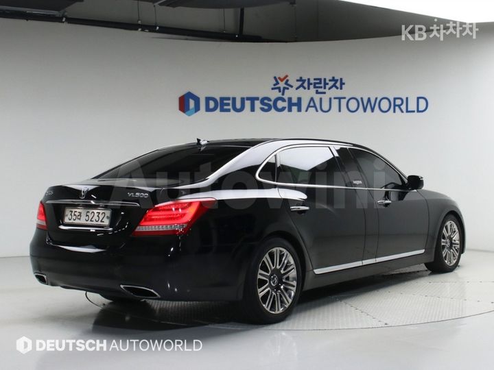 Hyundai Equus 2014 KMHGK11HBEU087673 — 2