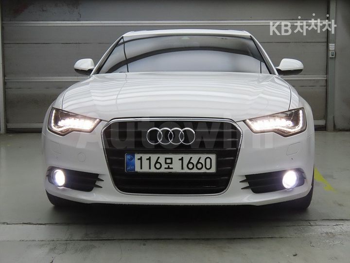 Audi A6 2015 — 2