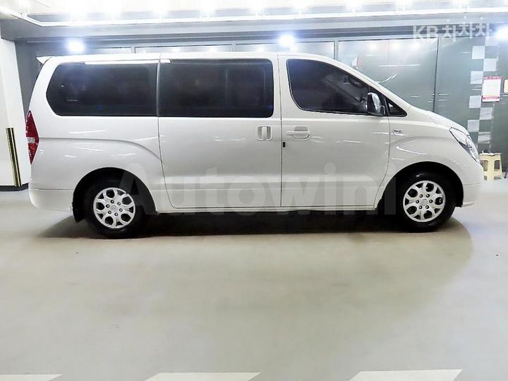 Hyundai Starex 2016 — 3