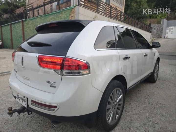 Lincoln MKX 2013 — 2
