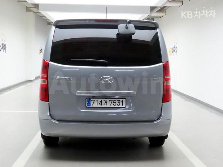 Hyundai Starex 2020 — 3