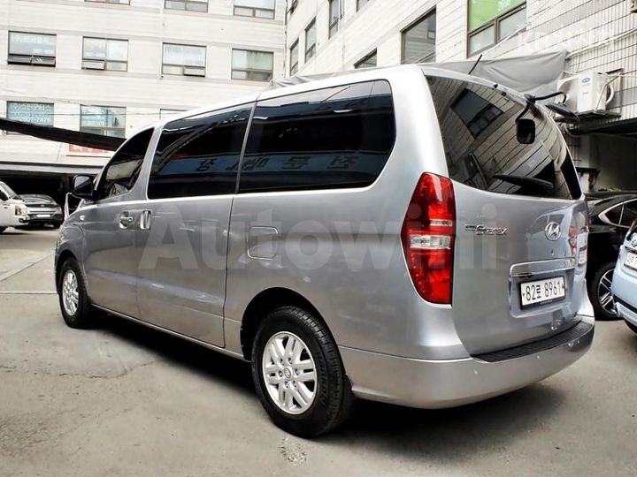 Hyundai Starex 2017 — 4