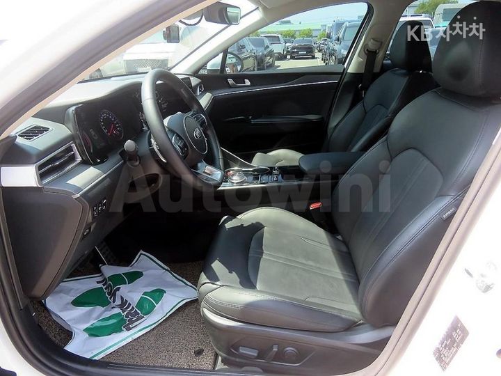 Kia K5 2020 — 5