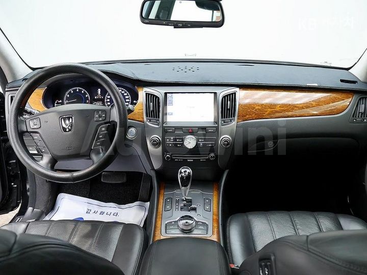 Hyundai Equus 2010 — 5