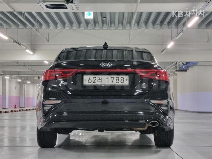 Kia K3 2019 KNAF141BEKA842490 — 5