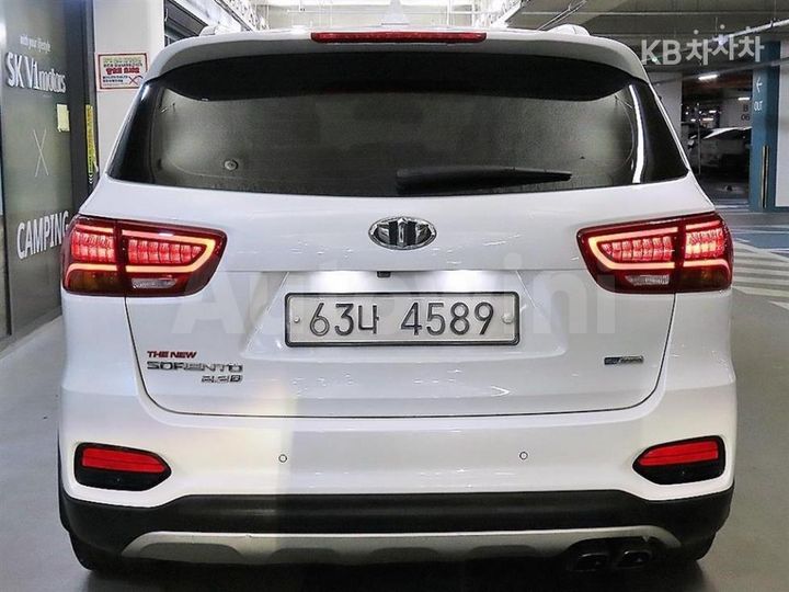 Kia Sorento 2018 KNAPH81BBJA397604 — 5