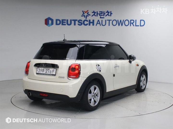 Mini Cooper 2017 WMWXP5103H2E38453 — 2