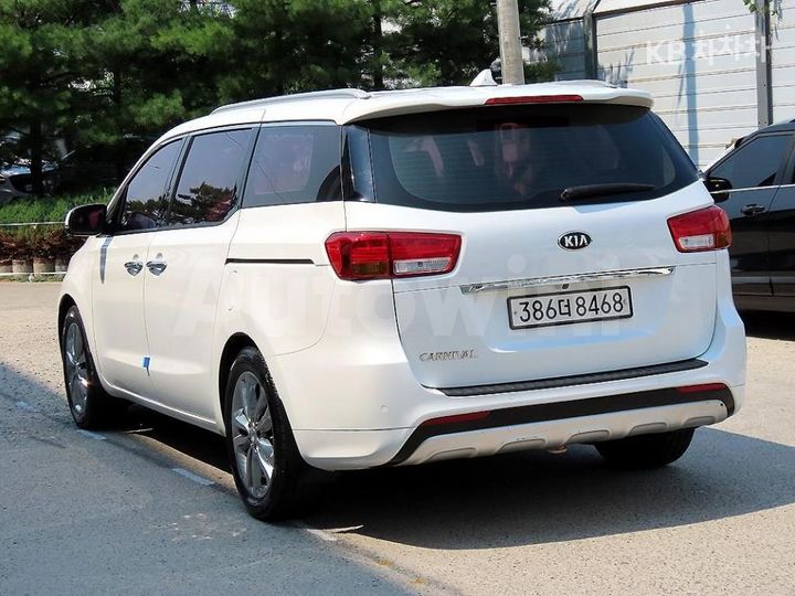Kia Carnival 2018 KNAMC81ABJS429042 — 3