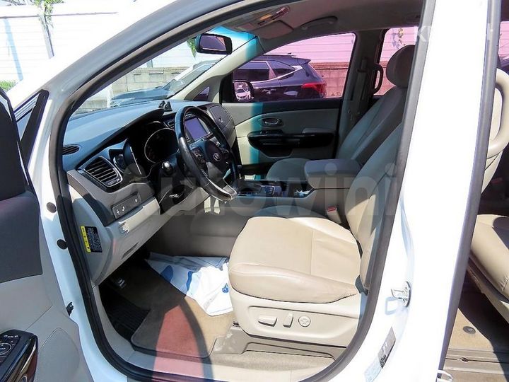 Kia Carnival 2018 KNAMC81ABJS429042 — 5