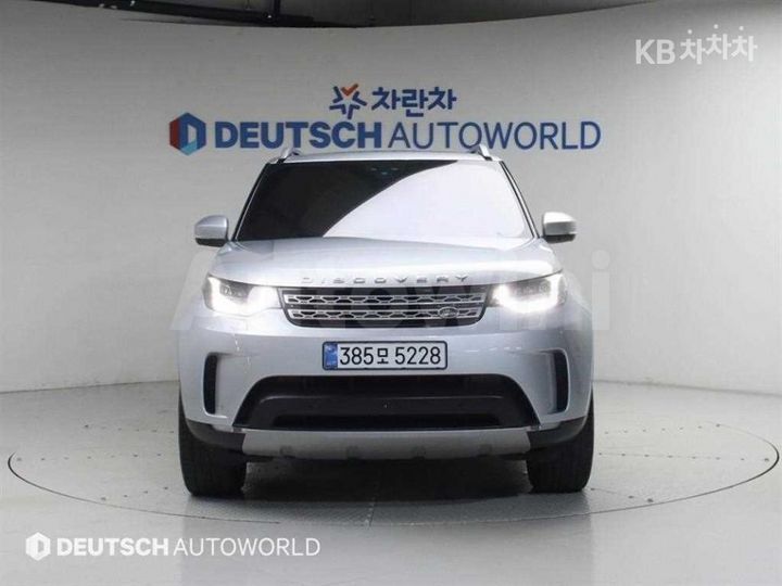 Land Rover Discovery 2017 SALRA2BKXHA032824 — 3