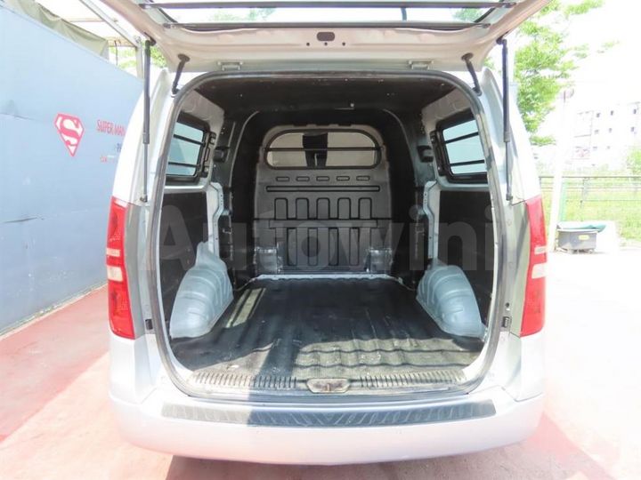 Hyundai Starex 2010 — 5