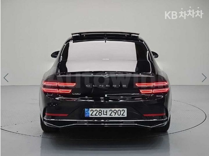 Genesis G80 2025 — 3