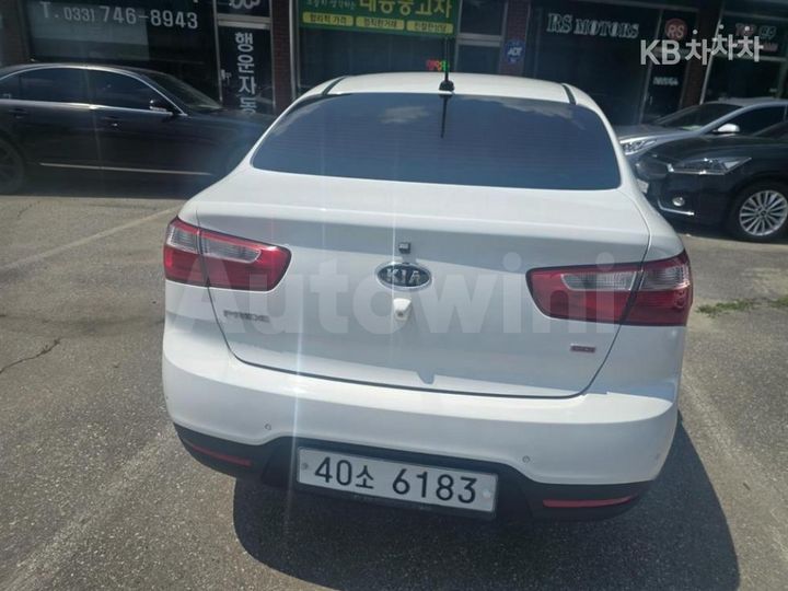 Kia Pride 2012 KNADN413BCS091185 — 4