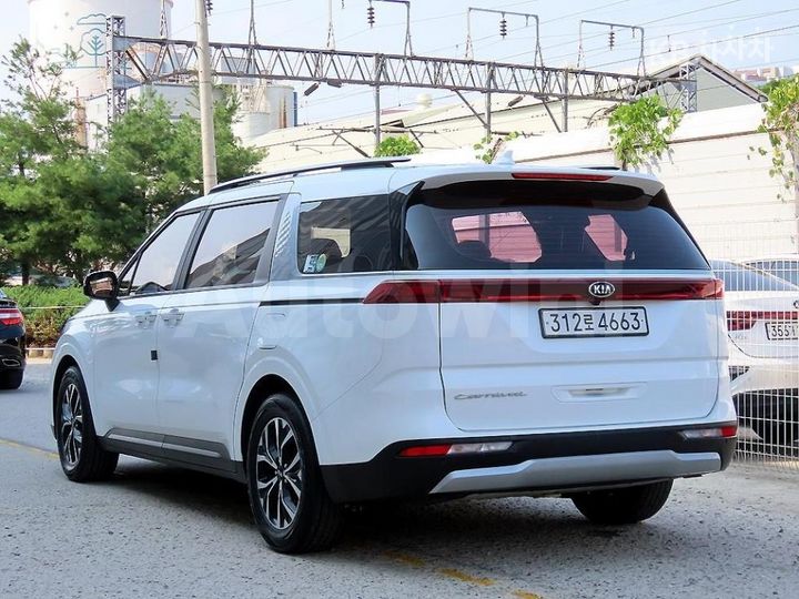 Kia Carnival 2021 KNANB81BBMS120045 — 3