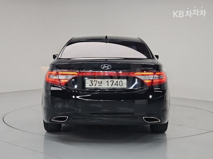 Hyundai Grandeur 2011 — 3