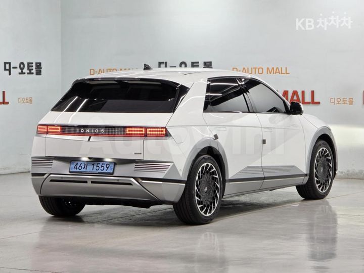 Hyundai Ioniq5 2022 KMHKR81CPNU080954 — 4