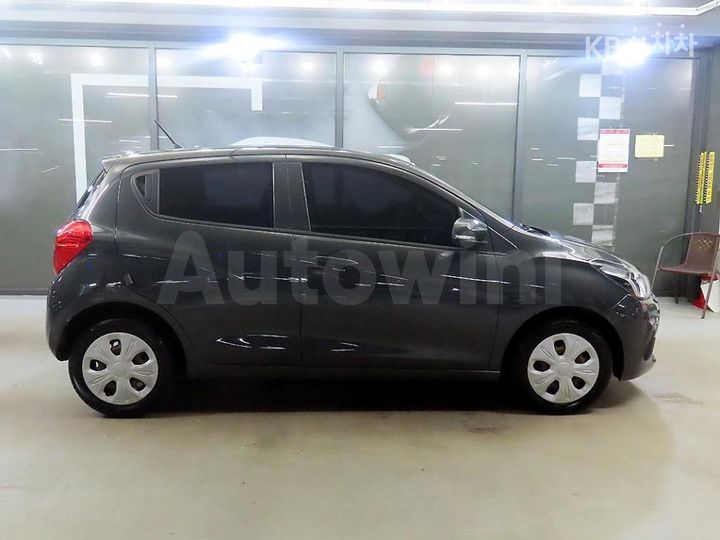 Chevrolet Spark 2017 KLYDC487DHC225713 — 3