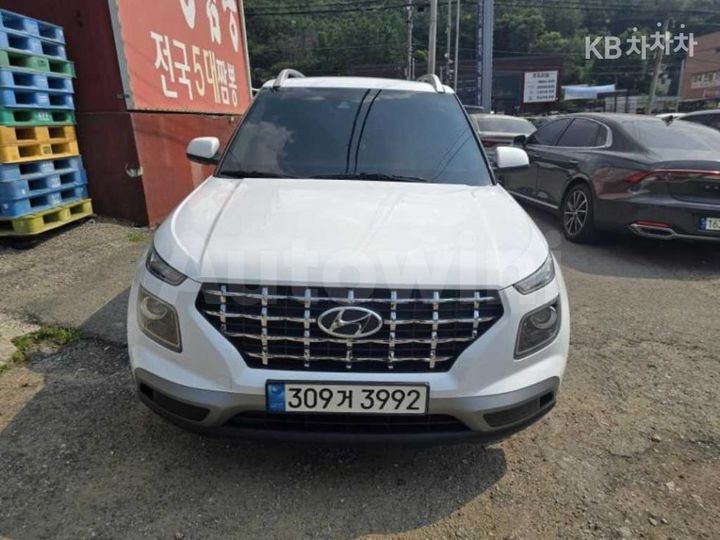 Hyundai Venue