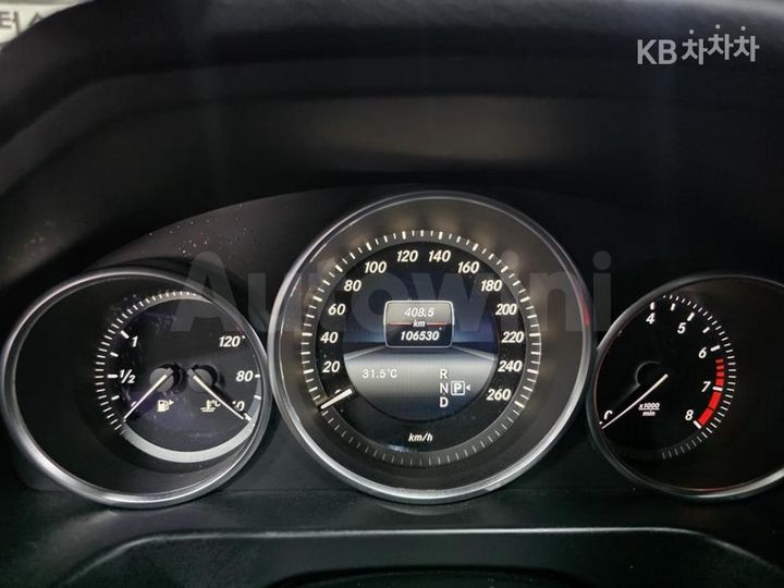 Mercedes-Benz E Class 2016 — 5
