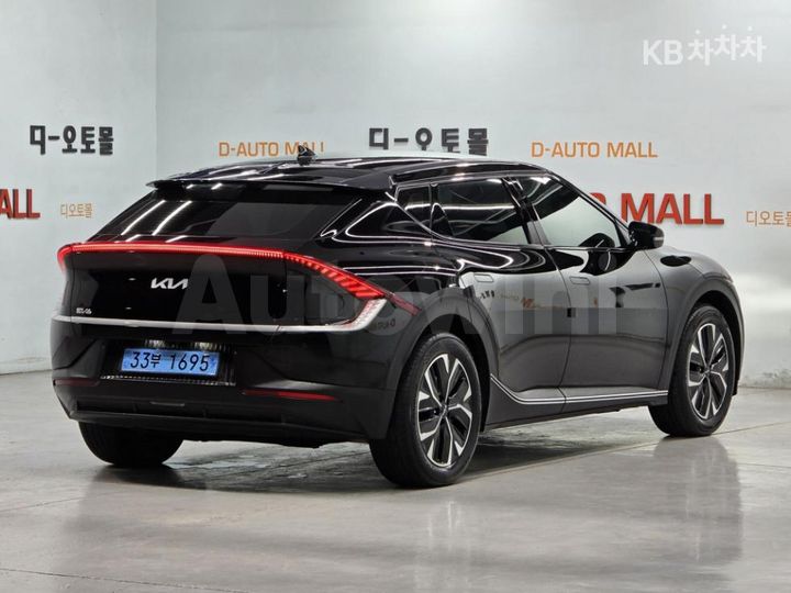 Kia EV6 2022 KNAC281AFNA070809 — 4