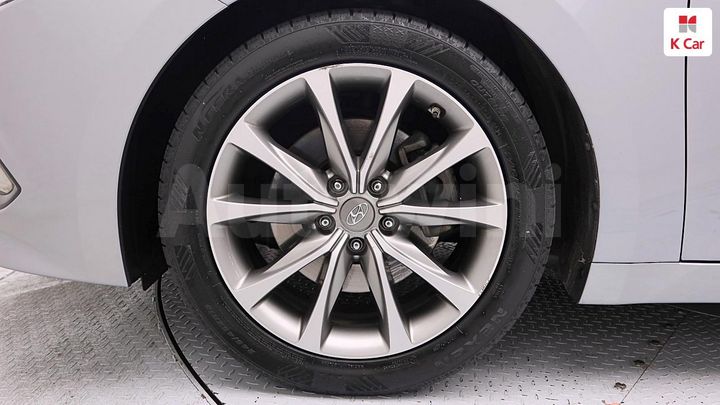 Hyundai Grandeur 2017 — 5