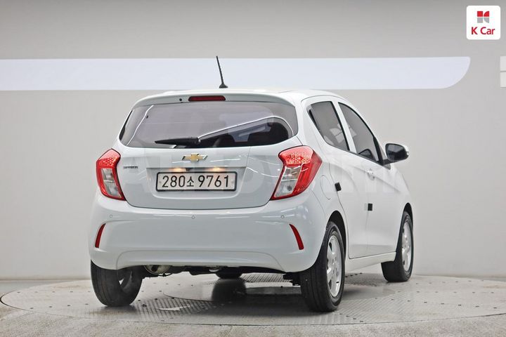 Chevrolet Spark 2019 KLYDC487DKC222870 — 4
