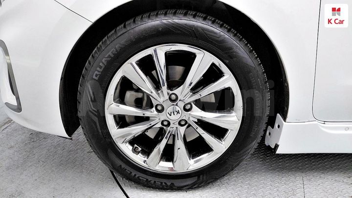 Kia Carnival 2019 KNAME811BKS533149 — 5