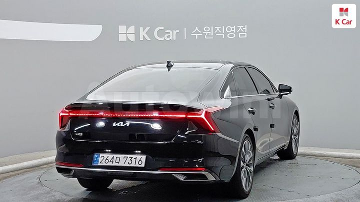 Kia K8 2022 KNAM641BBNA027643 — 4