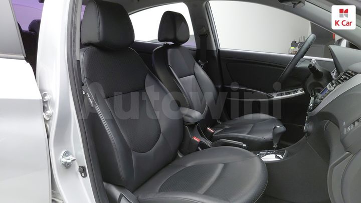 Hyundai Accent 2011 KMHCT41EBBU074001 — 4