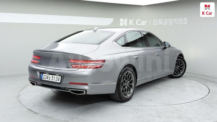 Genesis G80 2021 KMTGB41CDMU082181 — 4