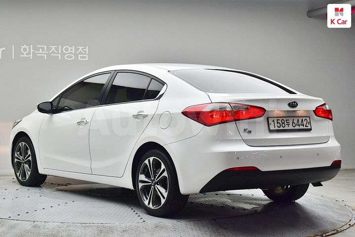 Kia K3 2015 KNAFK412BFA285118 — 4