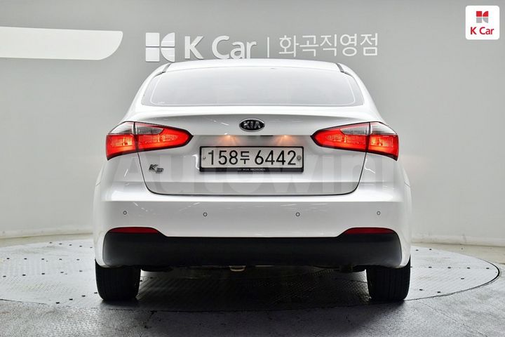 Kia K3 2015 KNAFK412BFA285118 — 5