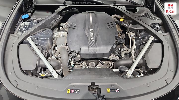 Kia K9 2021 KNAS4416DMS034168 — 3